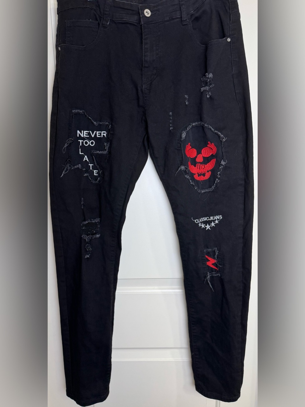 SHEIN Men’s 36 Black Distressed Skull Embroidered Punk Goth Stretch Jeans